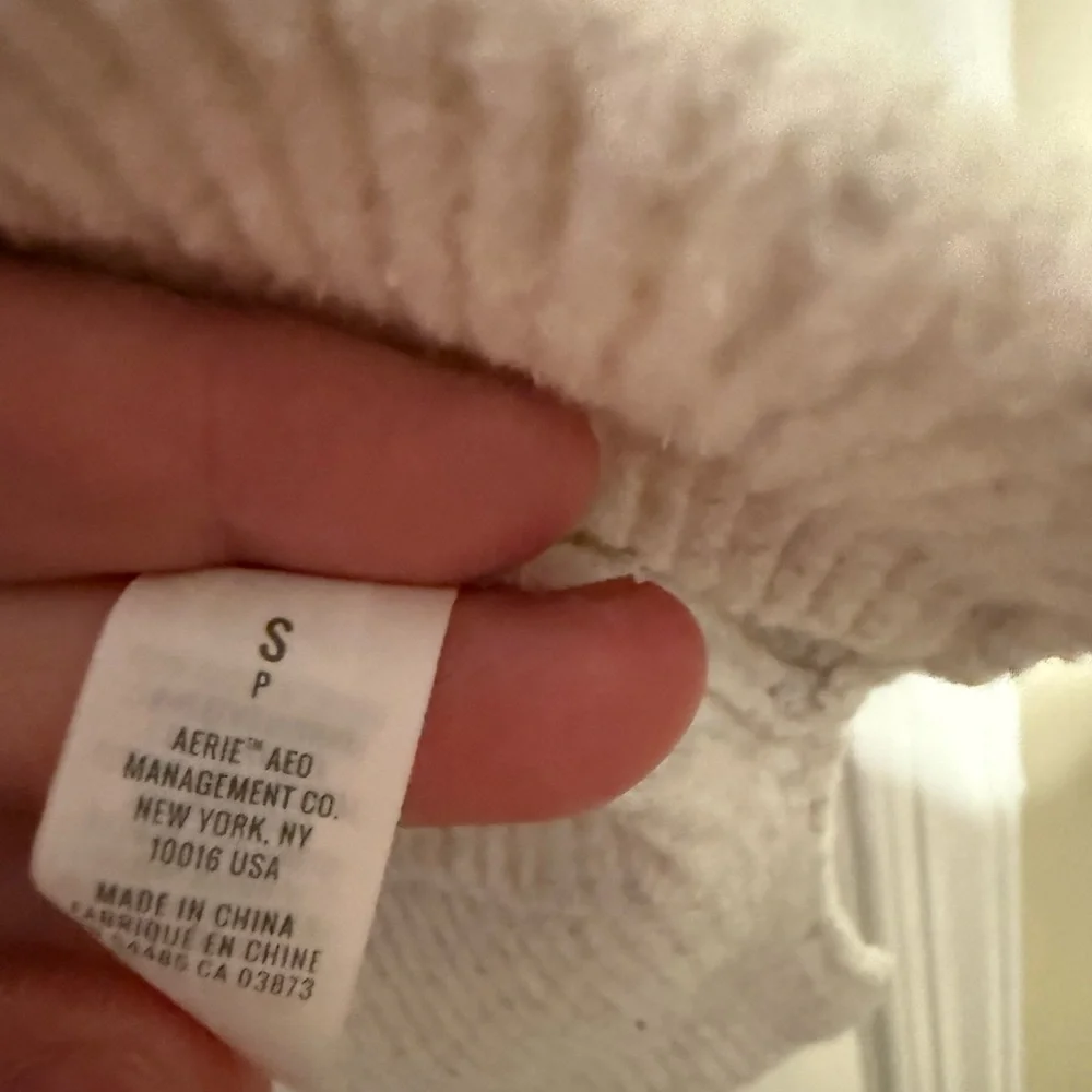 aerie Light White Ribbed Crewneck Sweater